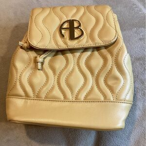 NWT Alexis Bendel Women's Vegan Leather‎ Quilted Everyday Backpack for Travel